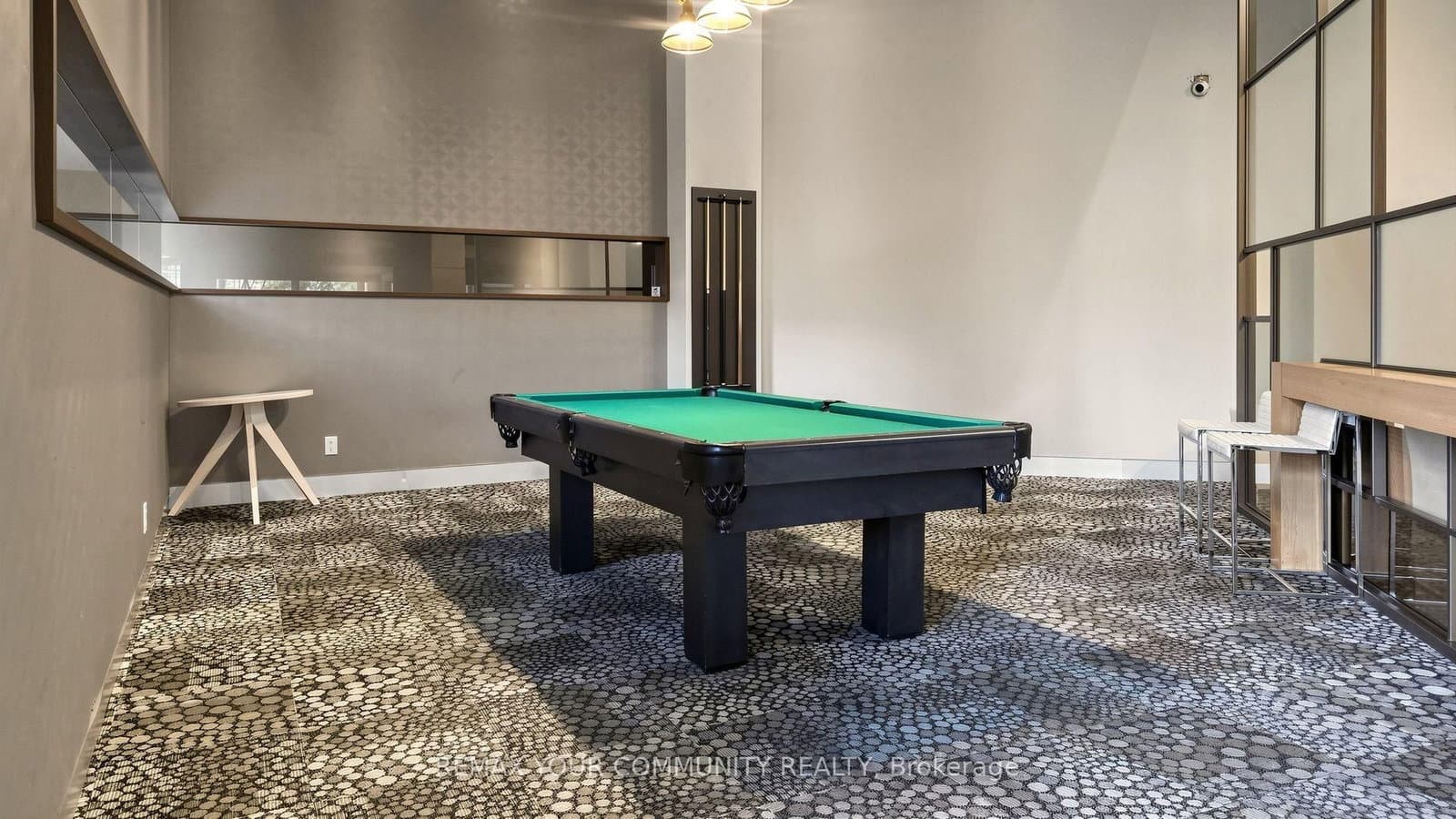 273 South Park Road, Unit 215 thumbnail 38
