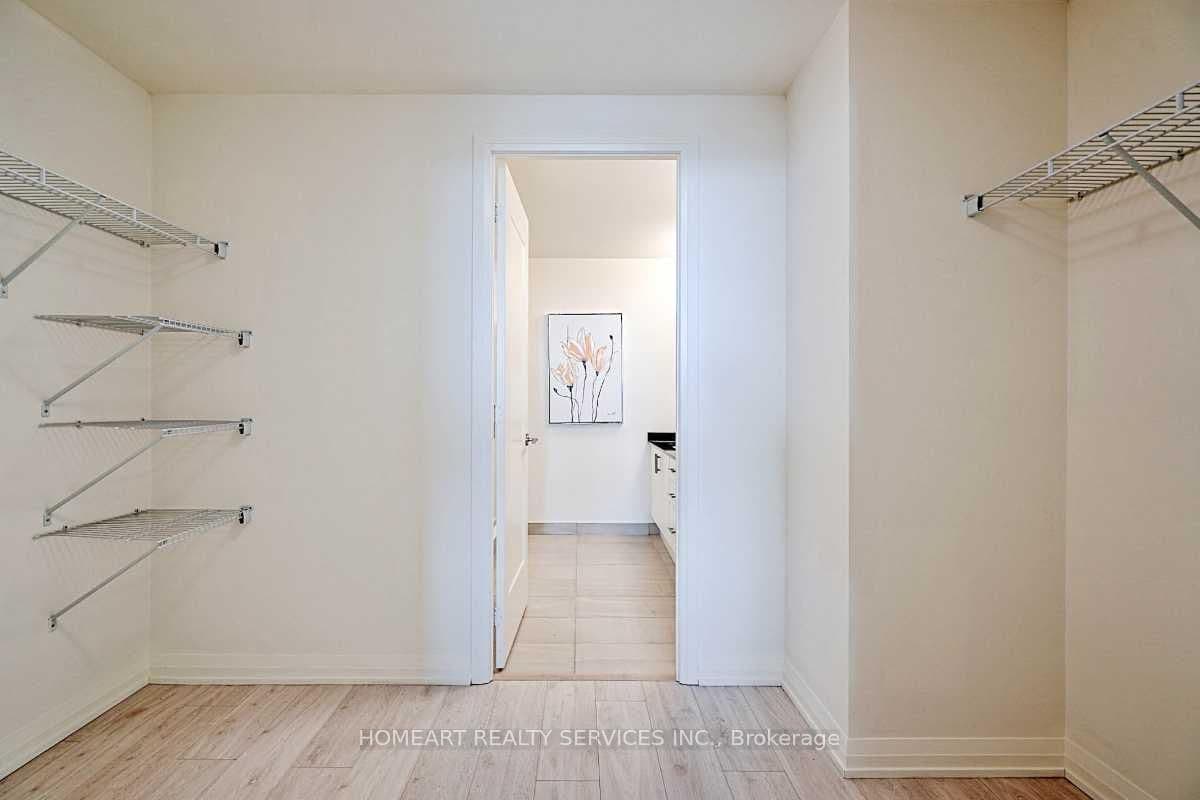 8960 Jane Street, Unit 314 thumbnail 18
