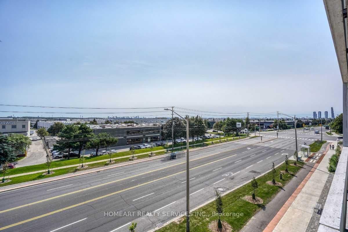 8960 Jane Street, Unit 314 thumbnail 30