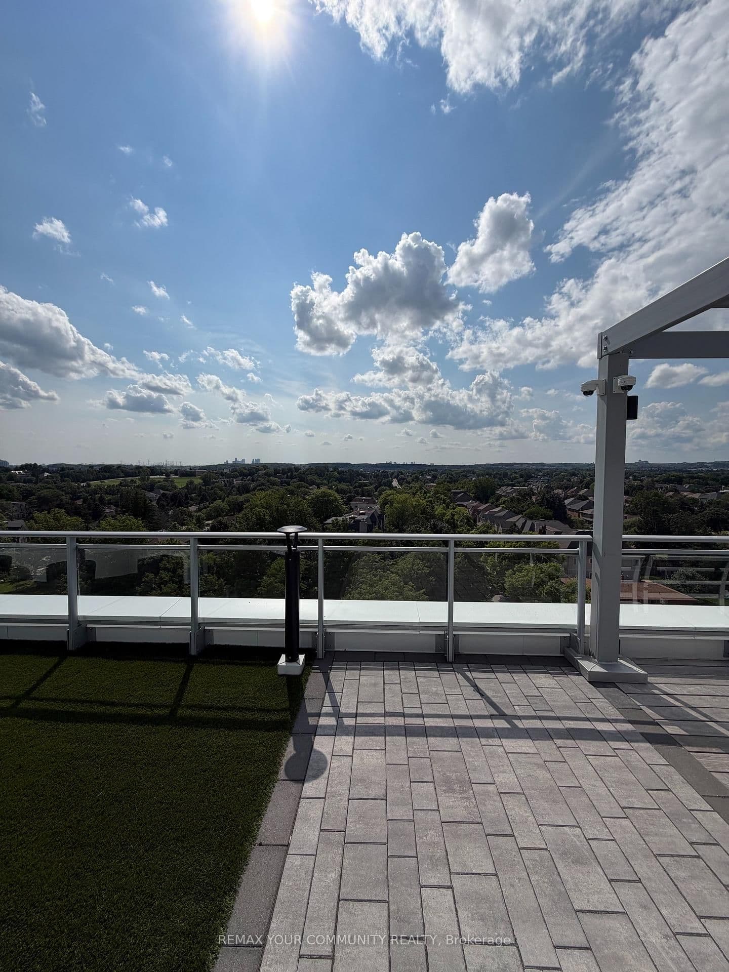 8888 Yonge Street, Unit 803 thumbnail 10