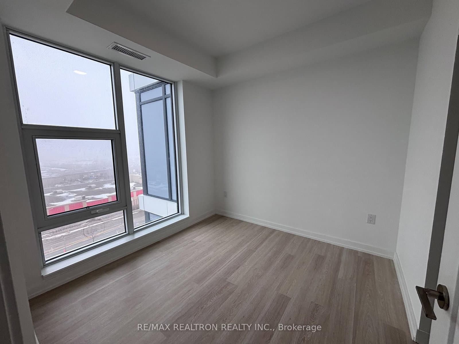 9763 Markham Road, Unit 1009 thumbnail 5
