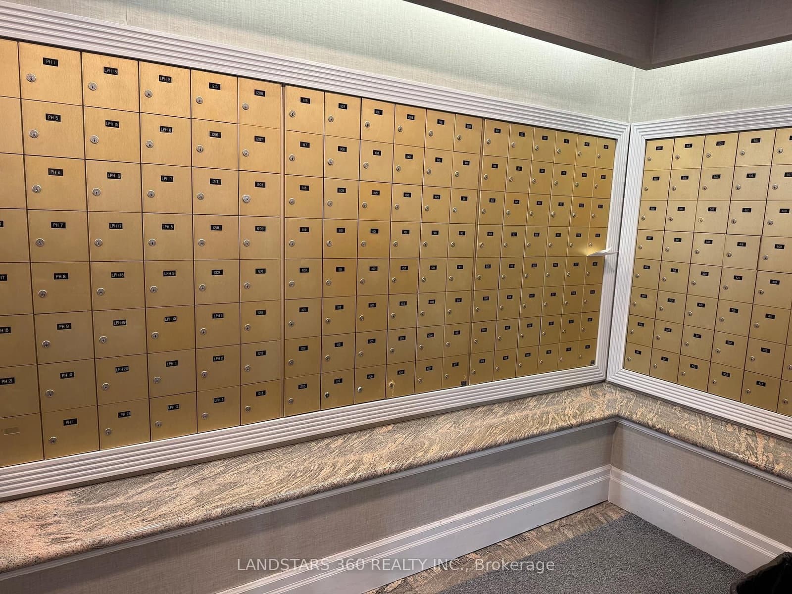 39 Oneida Crescent, Unit 906 thumbnail 5