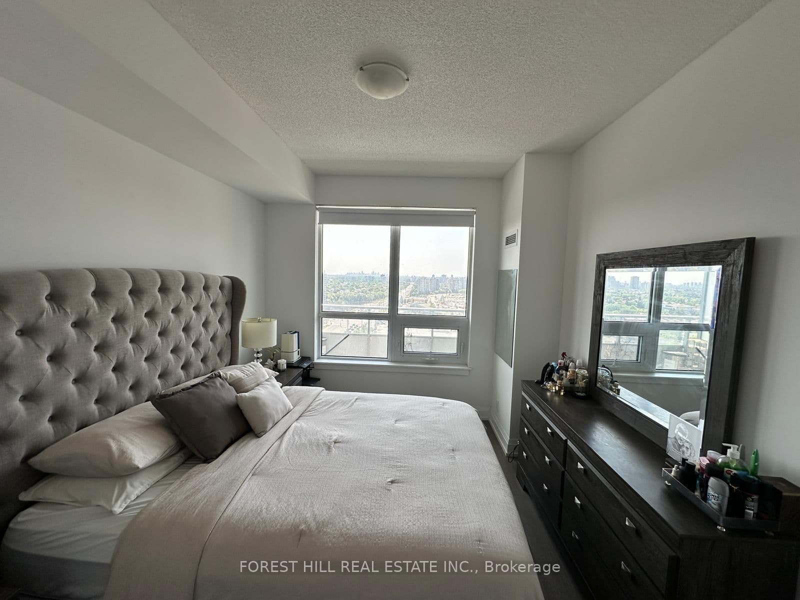 7890 Bathurst Street, Unit 1706 thumbnail 13