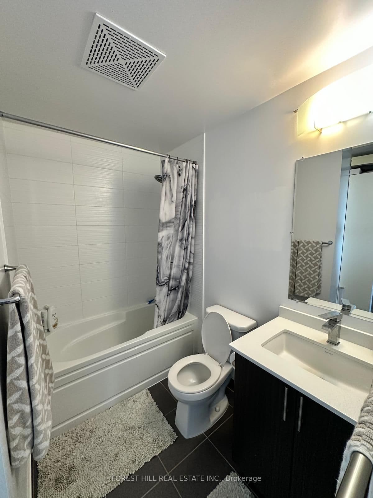 7890 Bathurst Street, Unit 1706 thumbnail 16