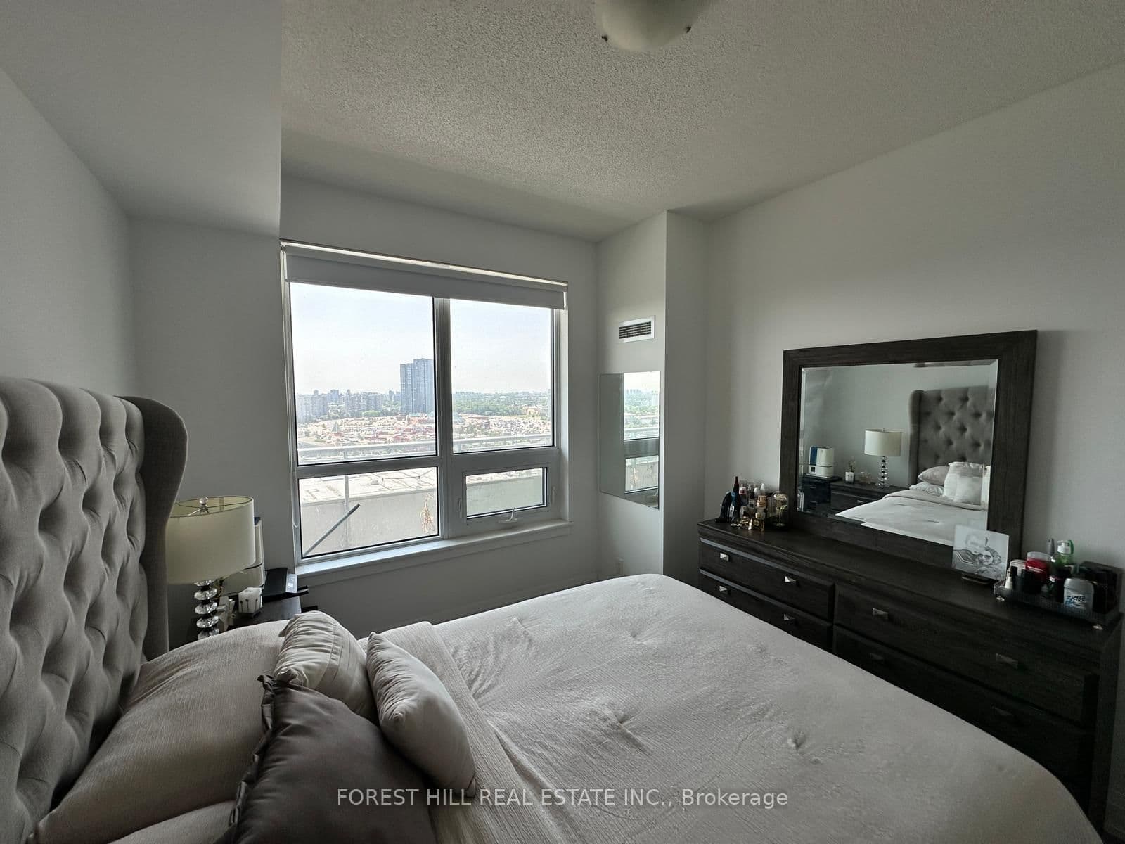 7890 Bathurst Street, Unit 1706 thumbnail 18