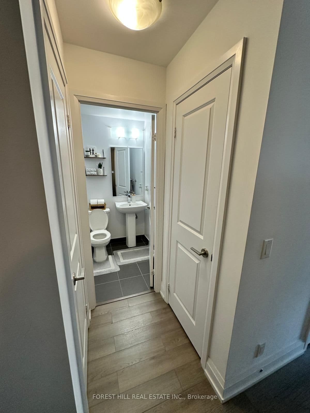7890 Bathurst Street, Unit 1706 thumbnail 21