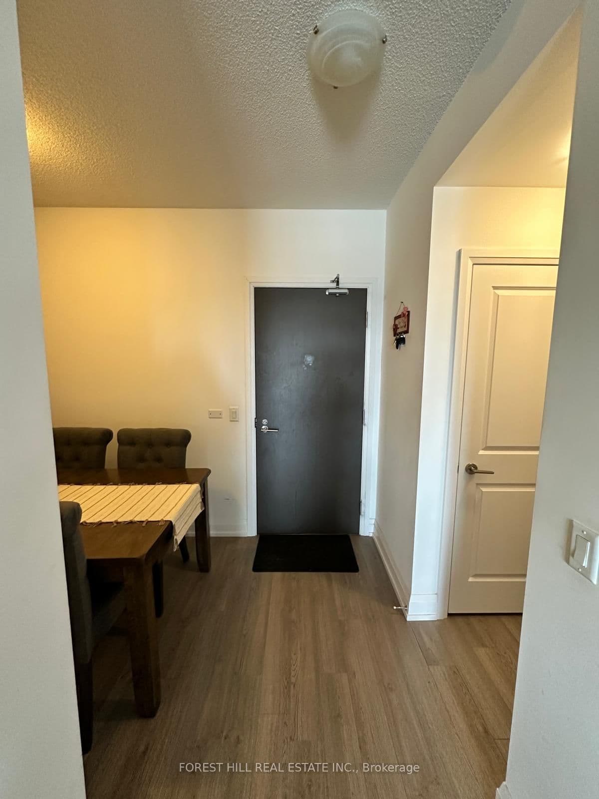 7890 Bathurst Street, Unit 1706 thumbnail 25