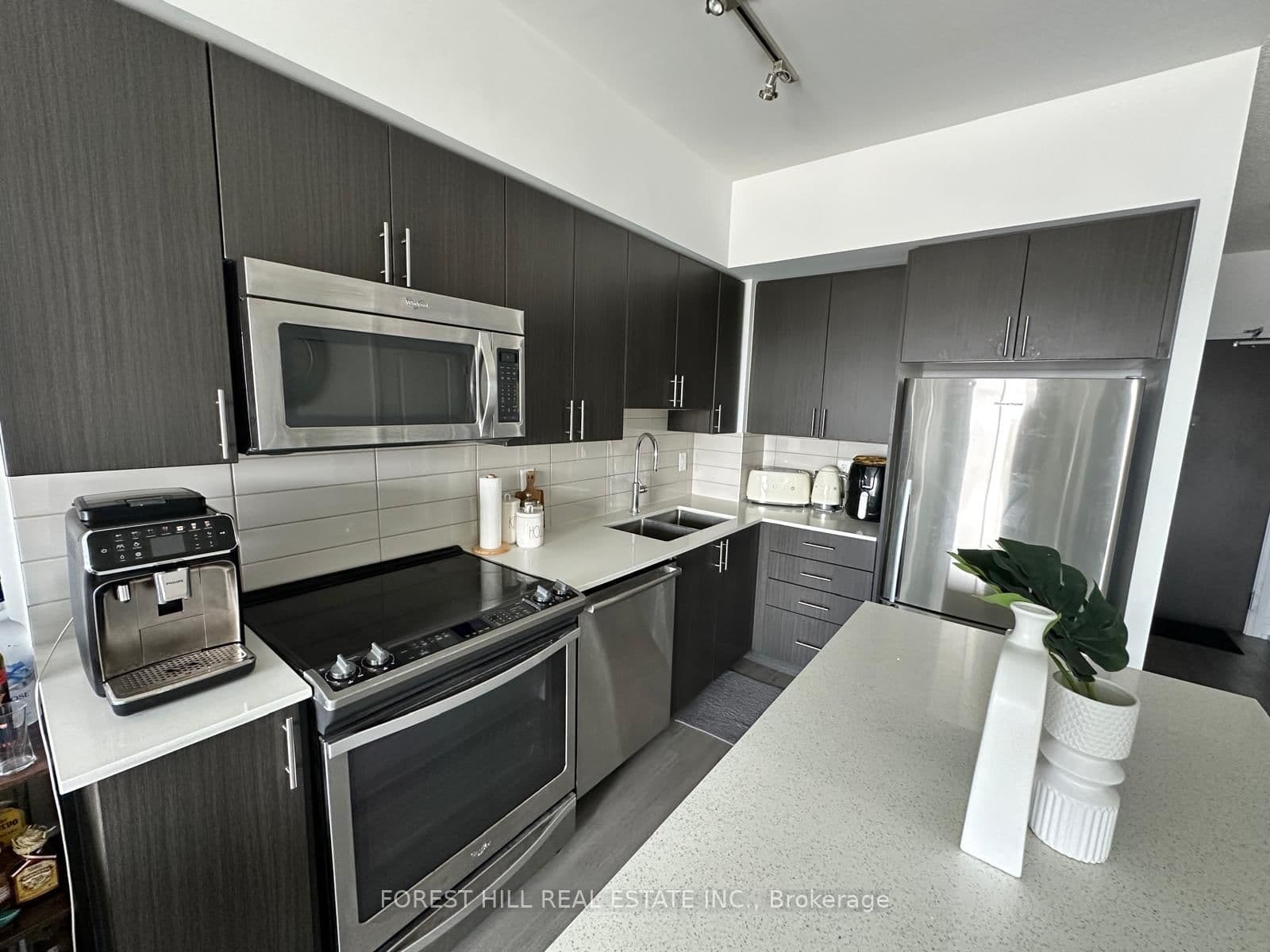 7890 Bathurst Street, Unit 1706 thumbnail 8