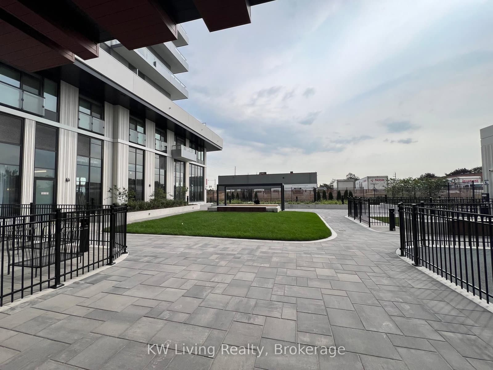 5 Meadowdale Road, Unit 903 thumbnail 14
