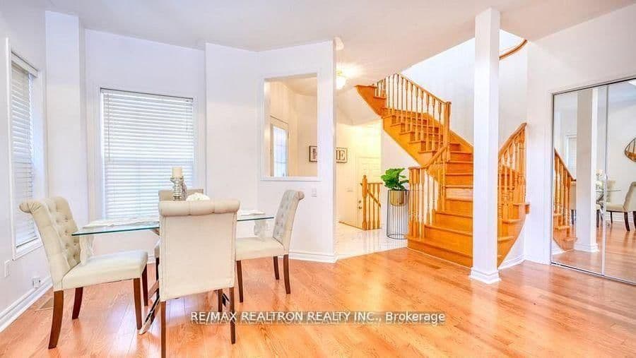 89 English Oak Drive thumbnail 14