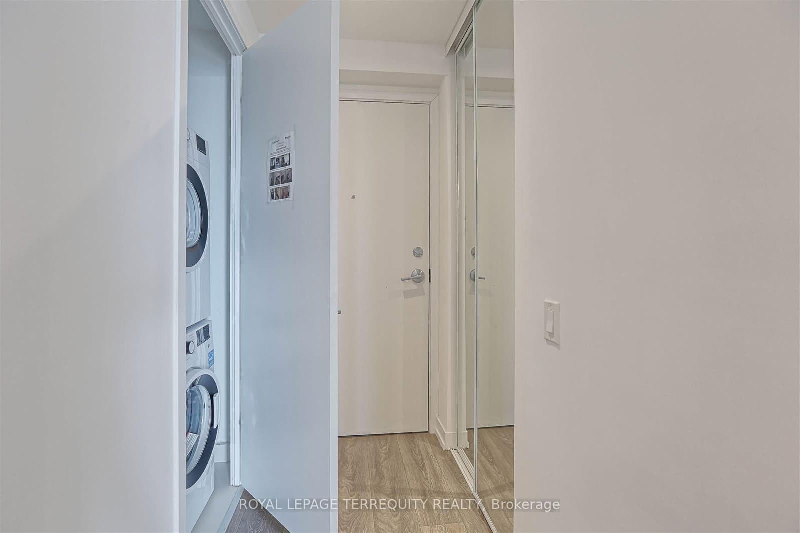 898 Portage Parkway, Unit 3707 thumbnail 2