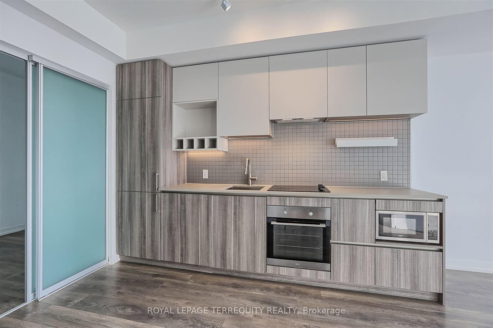 898 Portage Parkway, Unit 3707 thumbnail 5