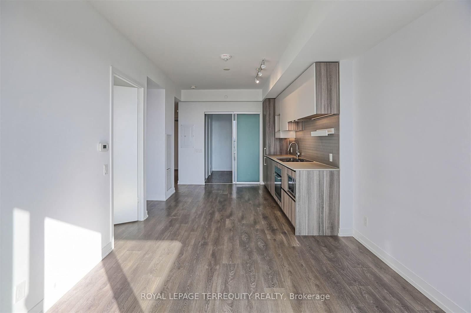 898 Portage Parkway, Unit 3707 thumbnail 6