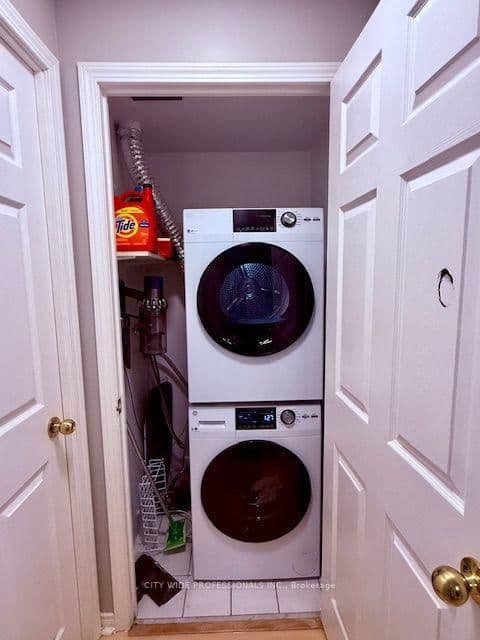 39 Oneida Crescent, Unit 509 thumbnail 12