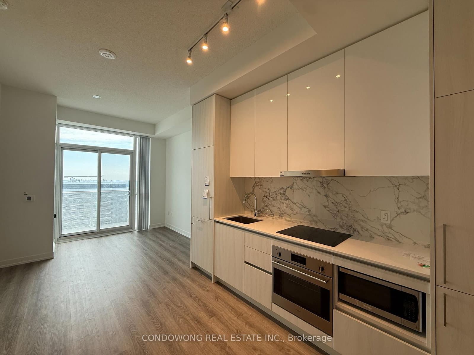 195 Commerce Street, Unit 5316 - Image 1