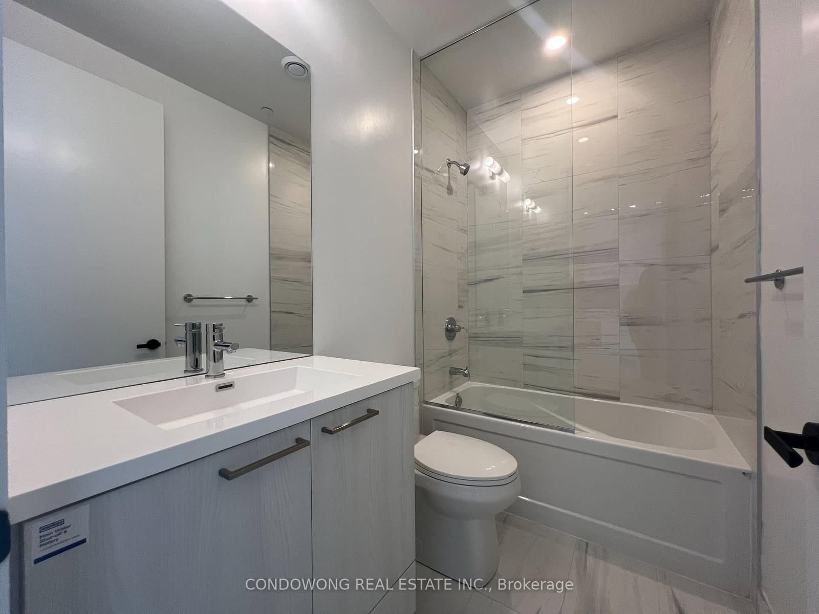 195 Commerce Street, Unit 5316 thumbnail 4
