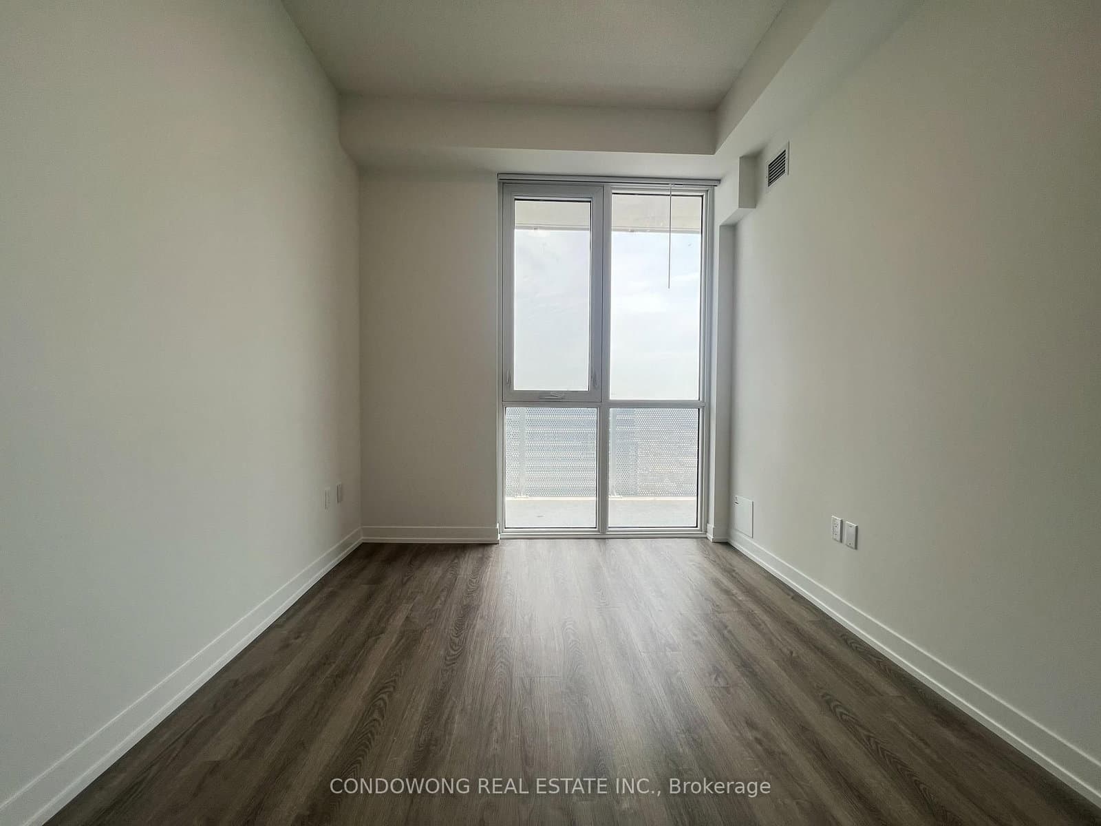 195 Commerce Street, Unit 5316 thumbnail 8