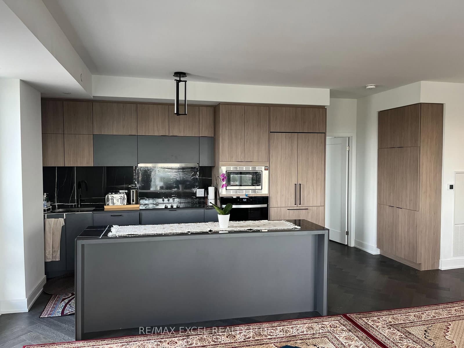 8888 Yonge Street, Unit 904 thumbnail 18