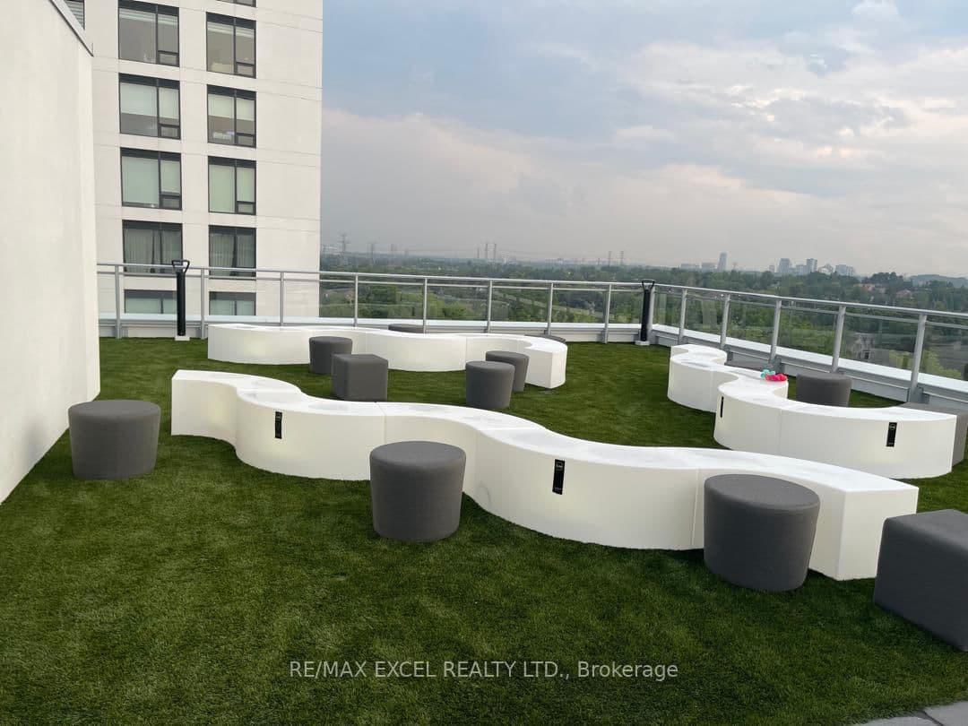 8888 Yonge Street, Unit 904 thumbnail 38