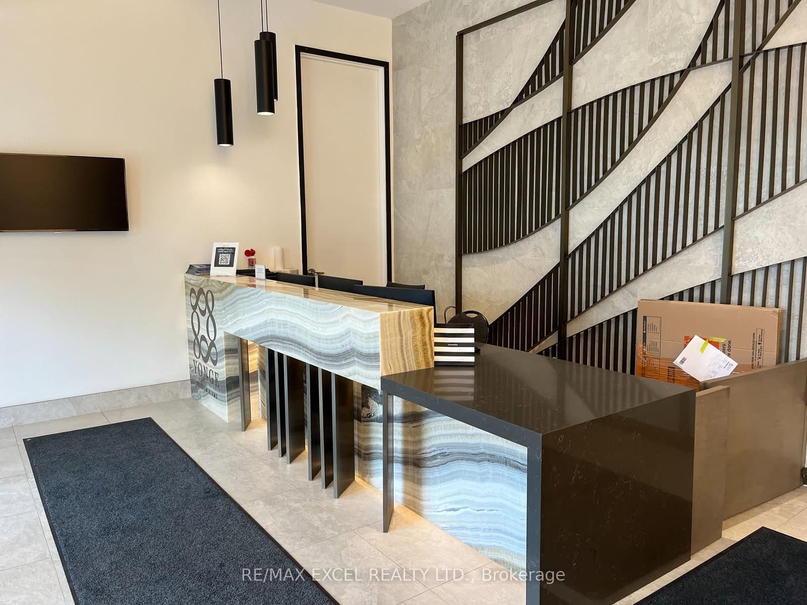 8888 Yonge Street, Unit 904 thumbnail 7