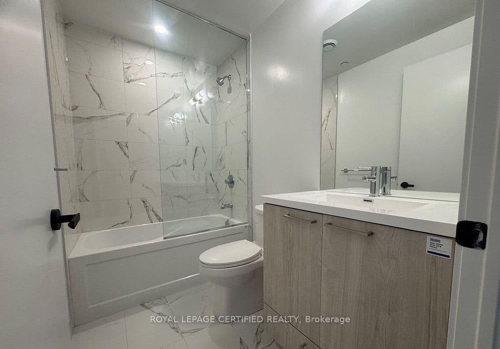 225 Commerce Street, Unit 5515 thumbnail 13