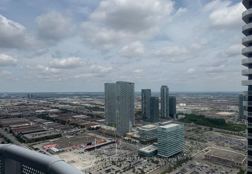 225 Commerce Street, Unit 5515 thumbnail 16