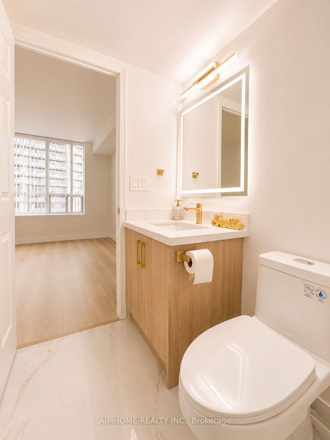 75 King William Crescent, Unit 804 thumbnail 13