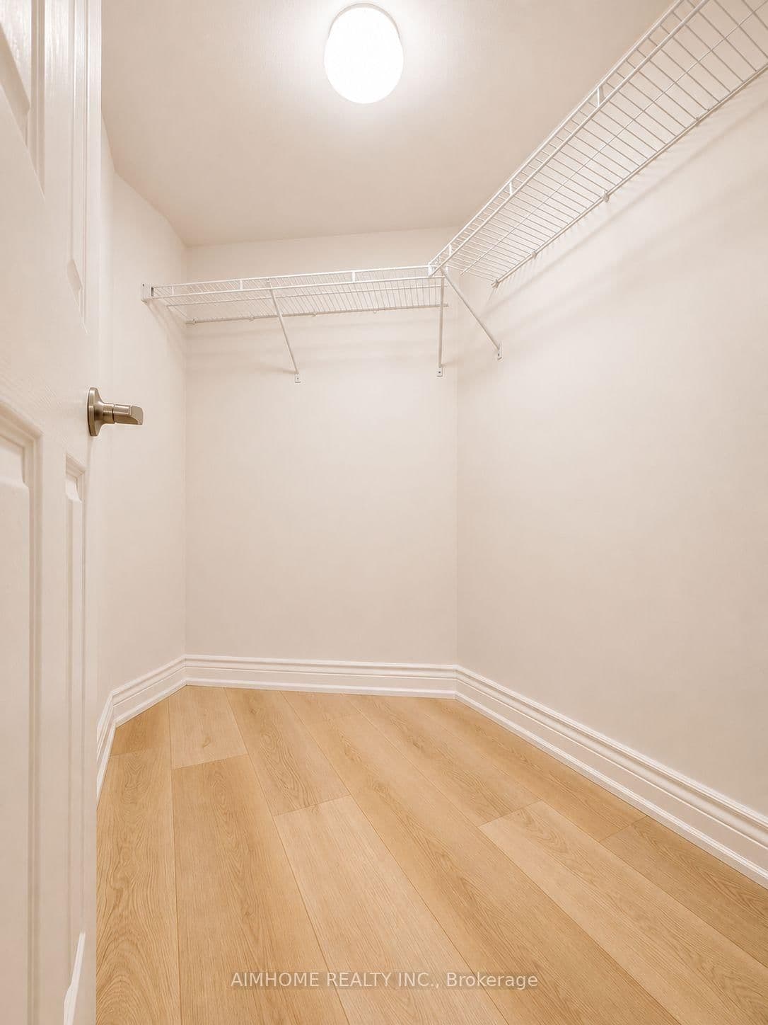 75 King William Crescent, Unit 804 thumbnail 15