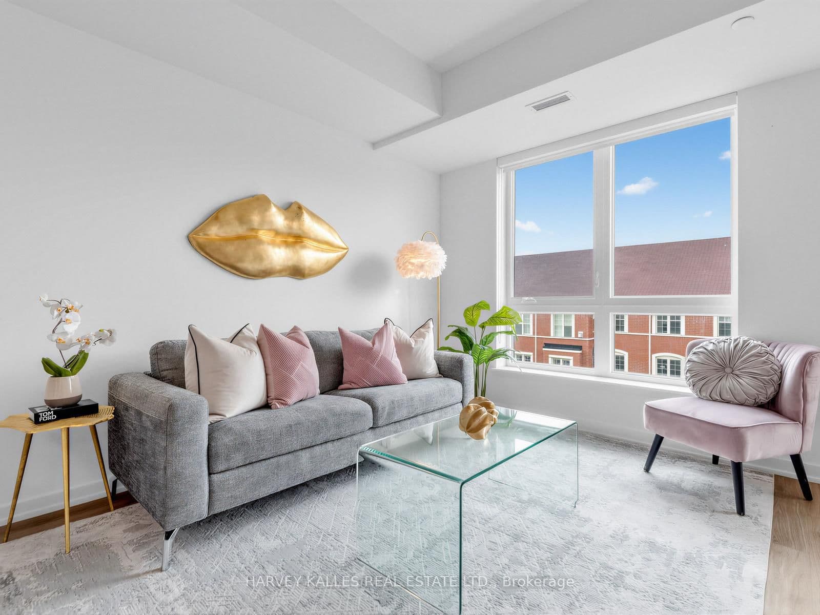 101 Cathedral High Street, Unit 329 thumbnail 13
