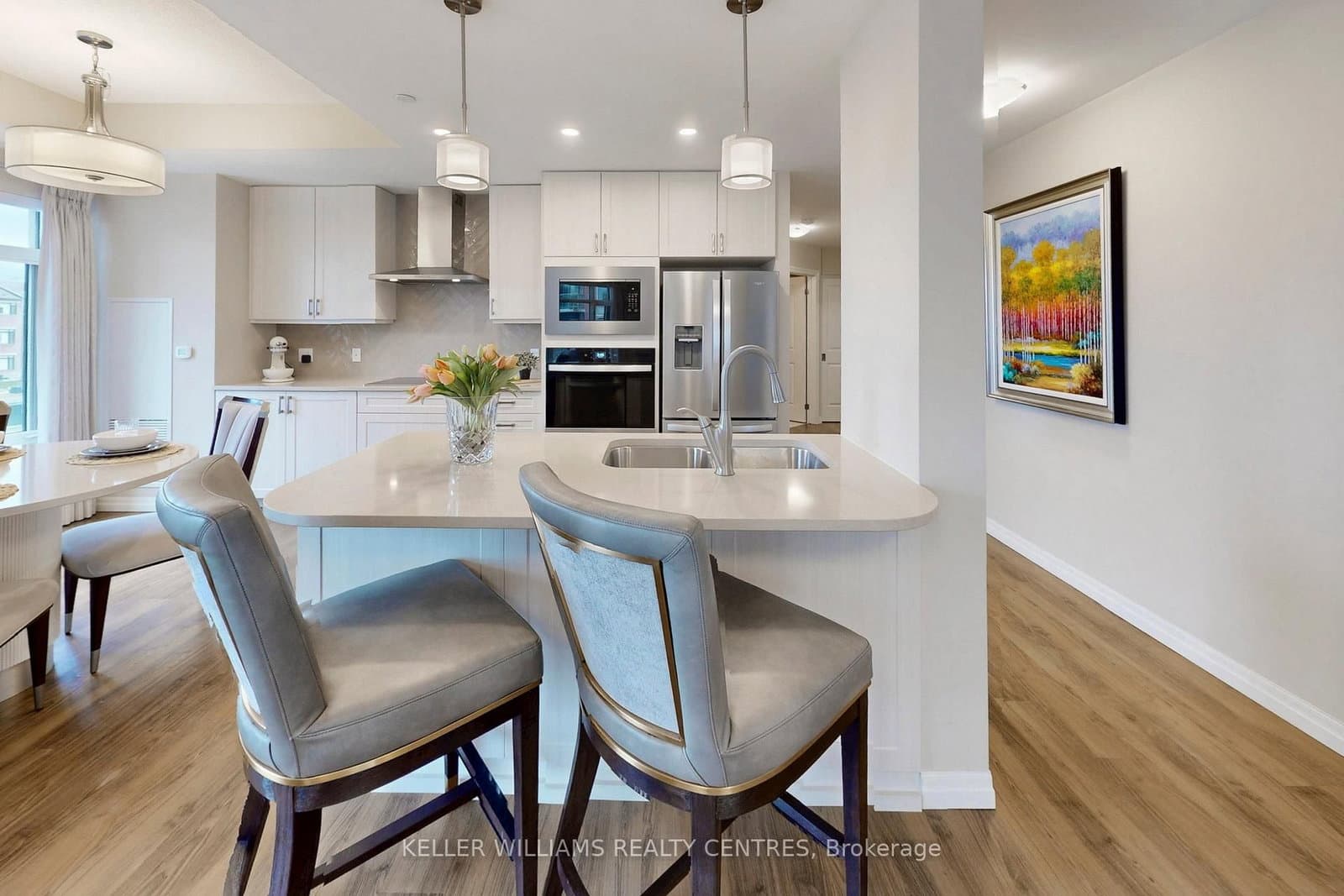 460 William Graham Drive, Unit 313 thumbnail 10