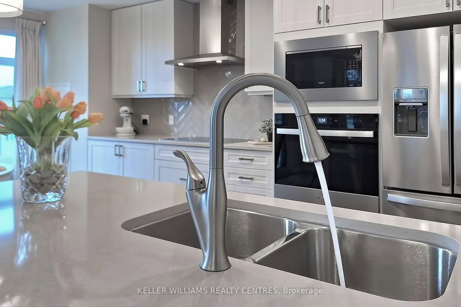460 William Graham Drive, Unit 313 thumbnail 14