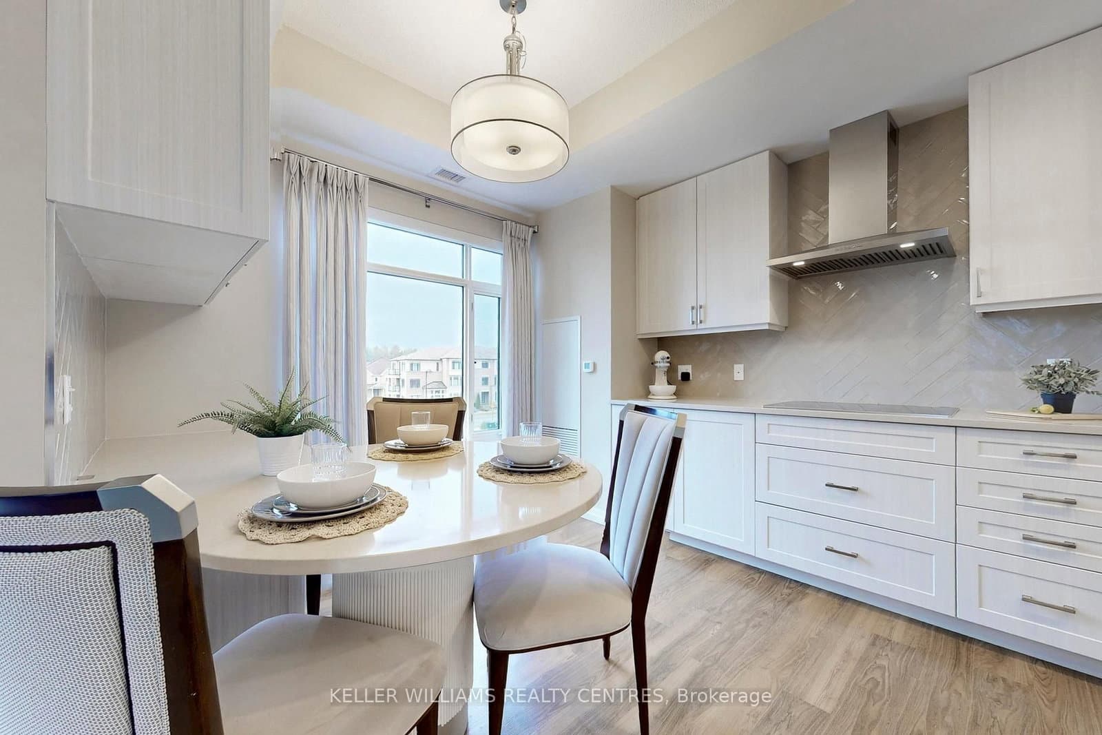 460 William Graham Drive, Unit 313 thumbnail 16