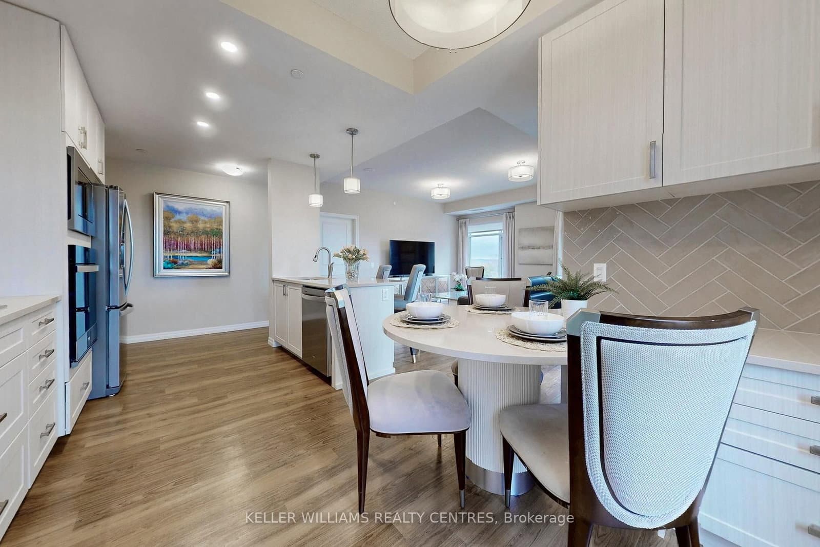 460 William Graham Drive, Unit 313 thumbnail 17