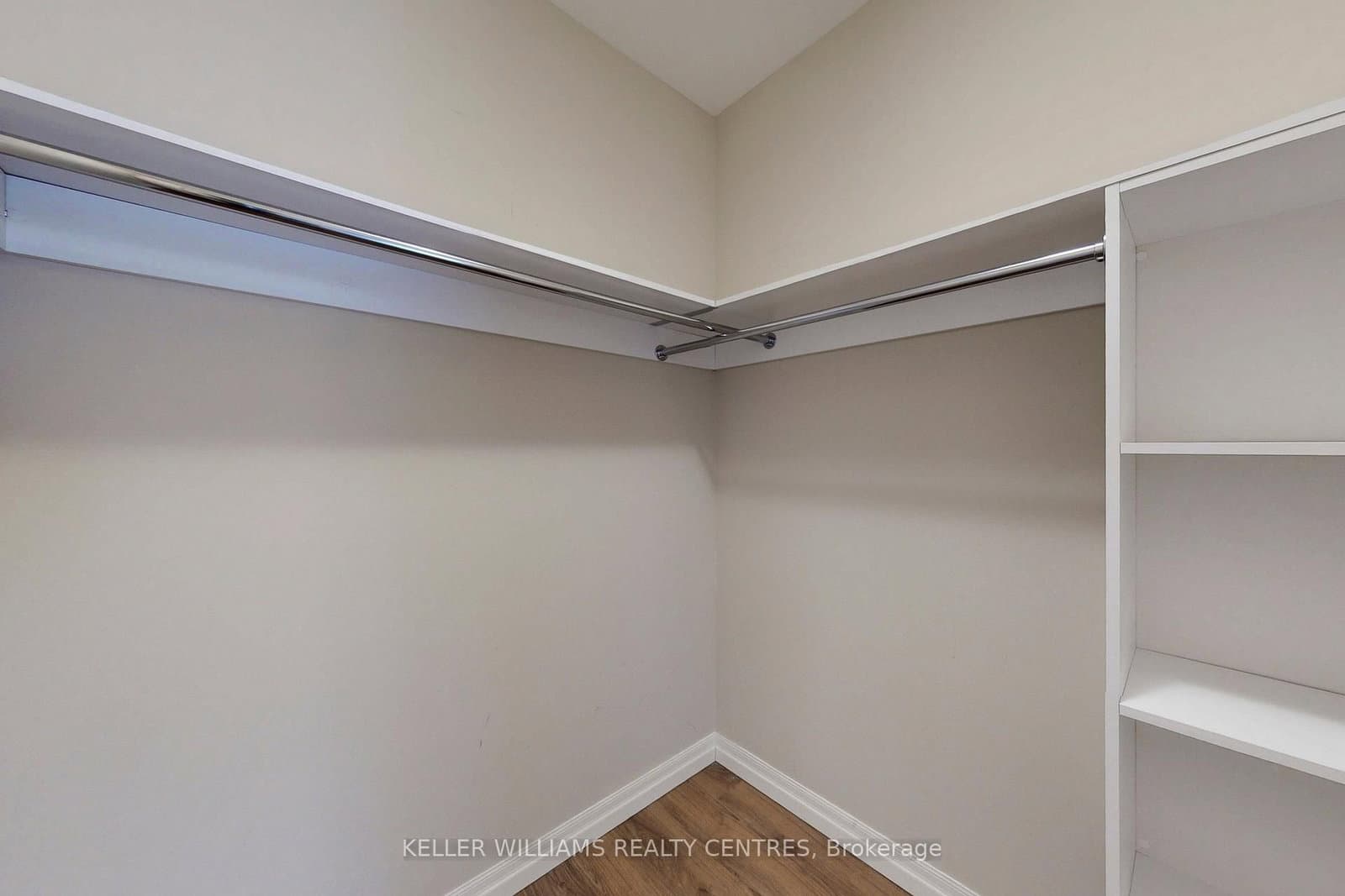 460 William Graham Drive, Unit 313 thumbnail 22