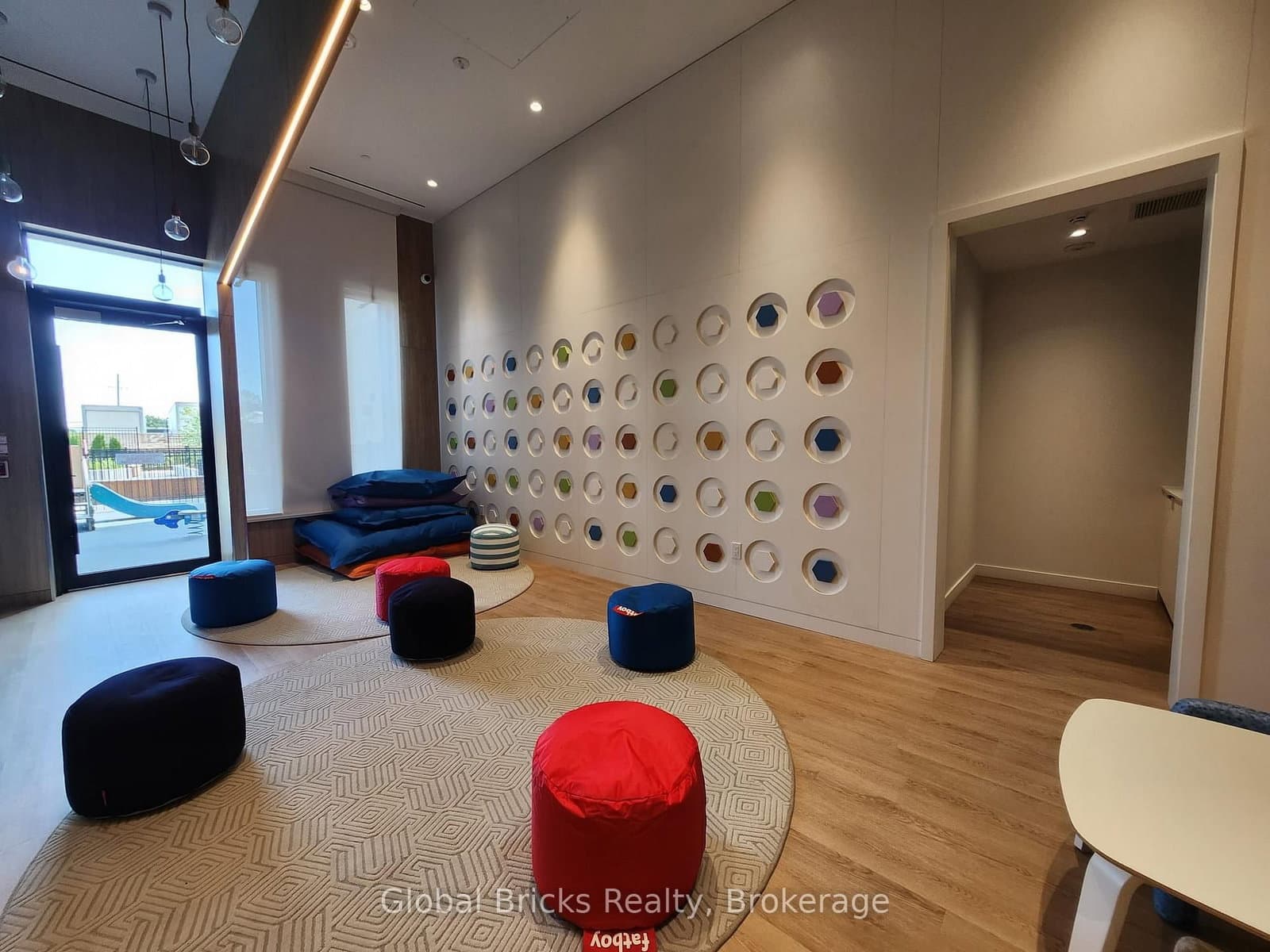2851 Highway 7 Road, Unit 1005 (Tower B) thumbnail 24