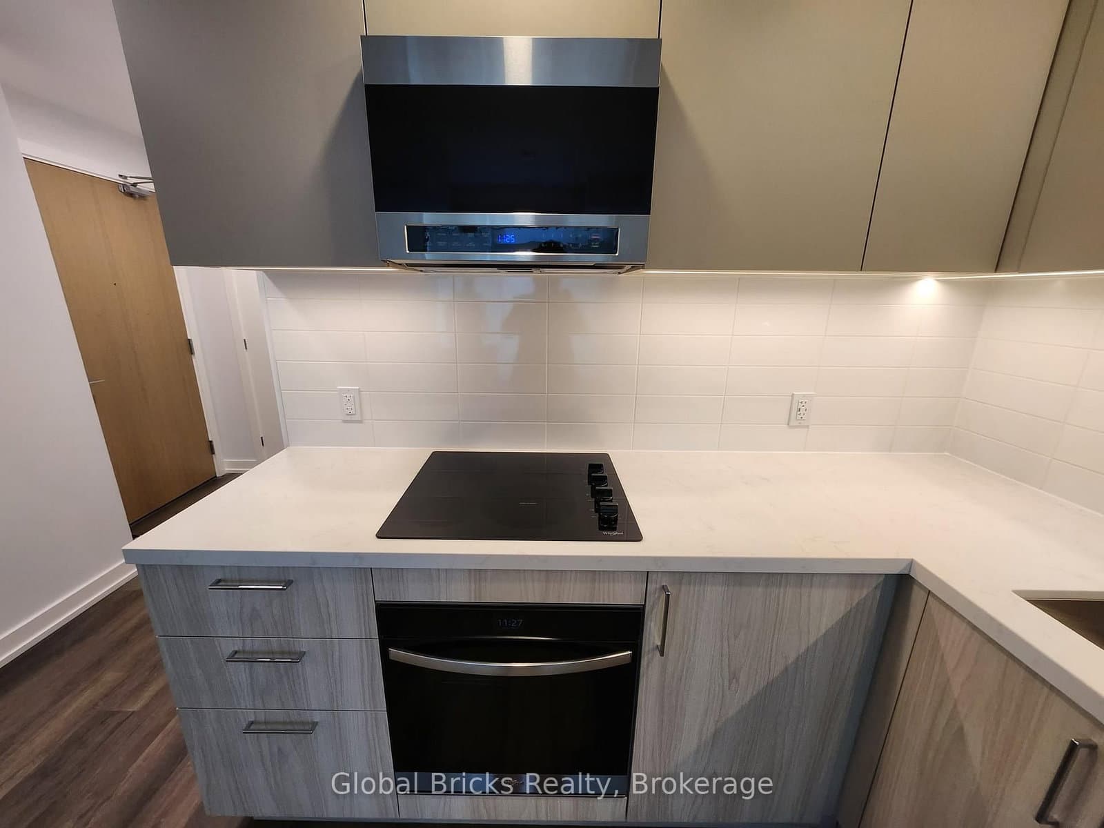 2851 Highway 7 Road, Unit 1005 (Tower B) thumbnail 9