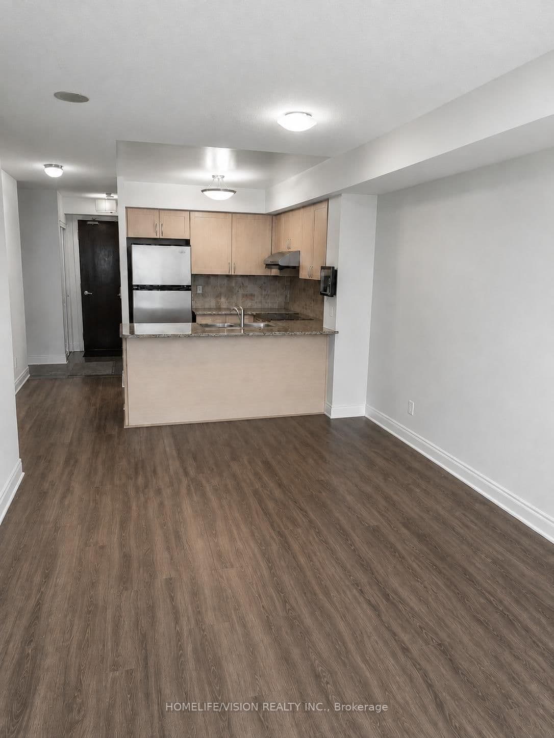 7 N Park Road, Unit 604 - Image 1