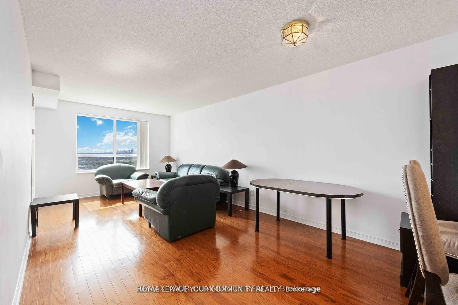 23 Oneida Crescent, Unit 909 thumbnail 7