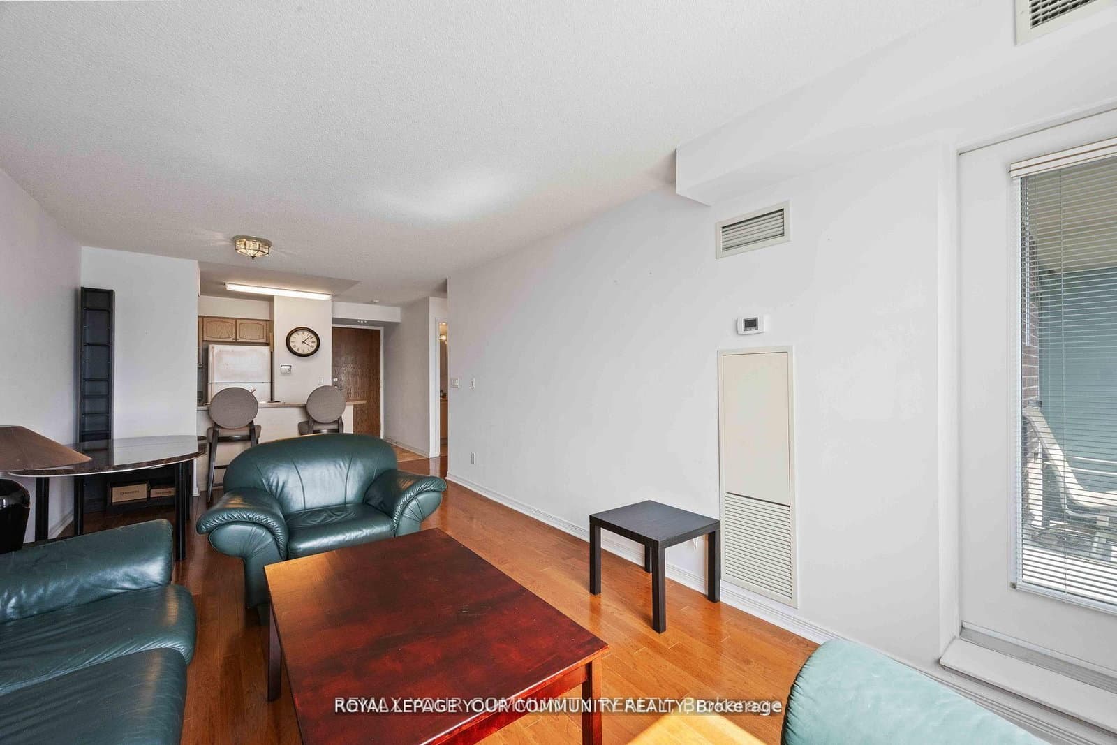 23 Oneida Crescent, Unit 909 thumbnail 9