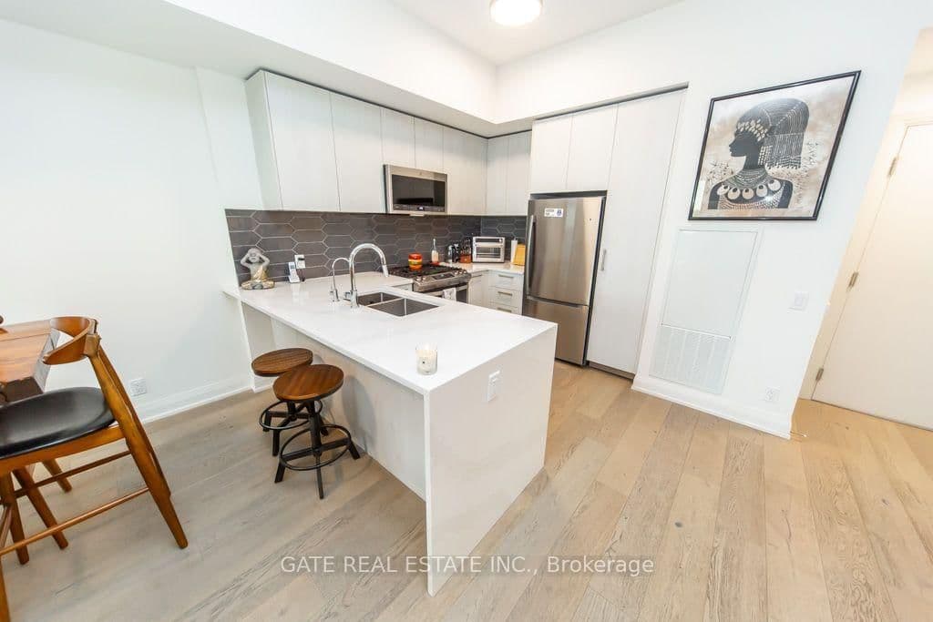 101 Cathedral High Street, Unit Ph3 thumbnail 22