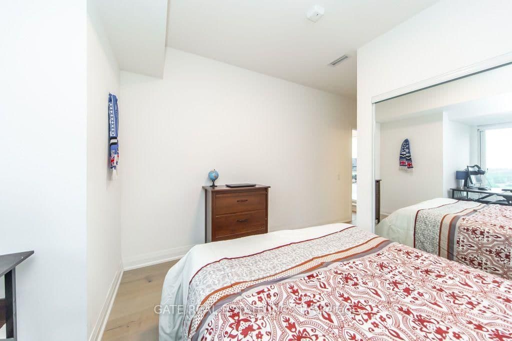 101 Cathedral High Street, Unit Ph3 thumbnail 34