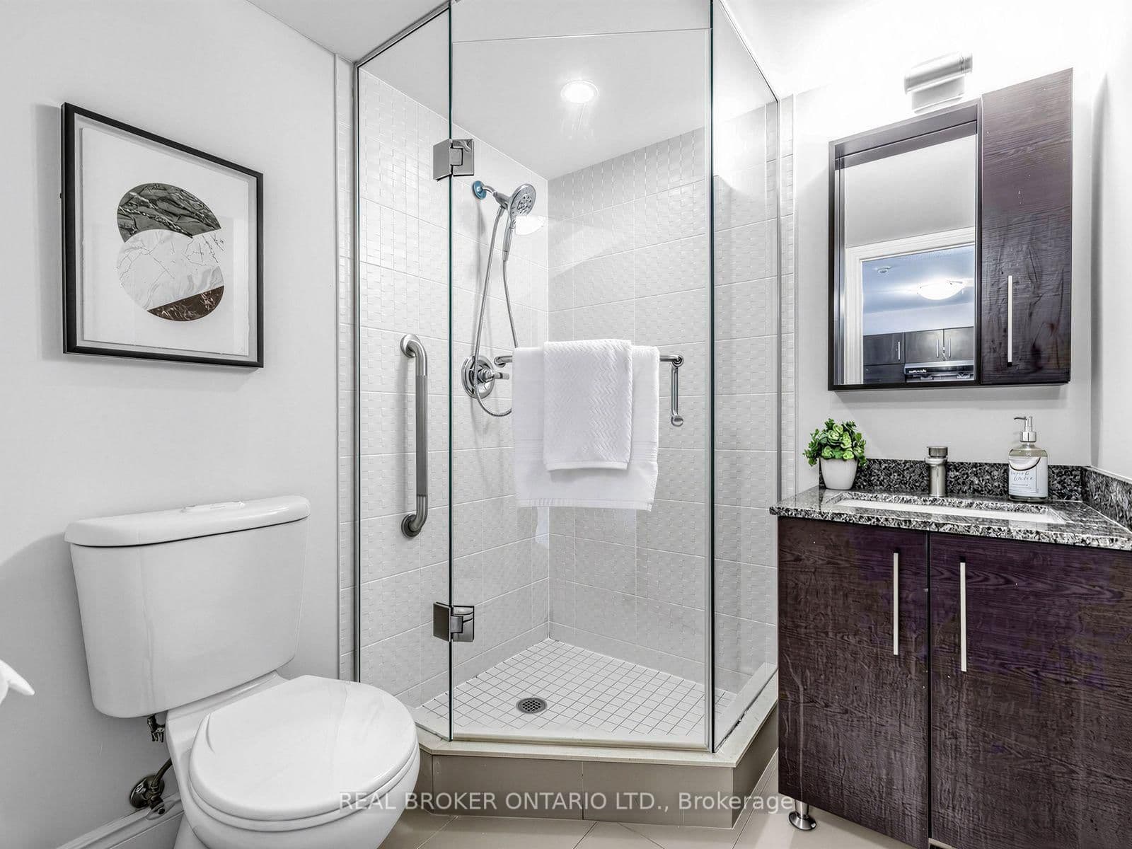 233 South Park Road, Unit 1012 thumbnail 18