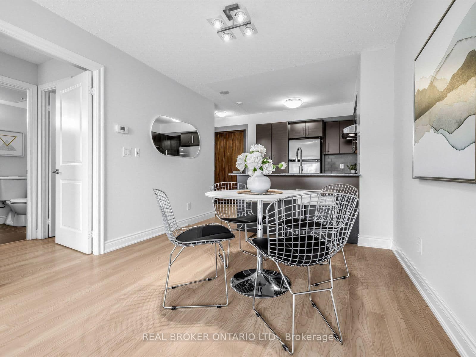 233 South Park Road, Unit 1012 thumbnail 7