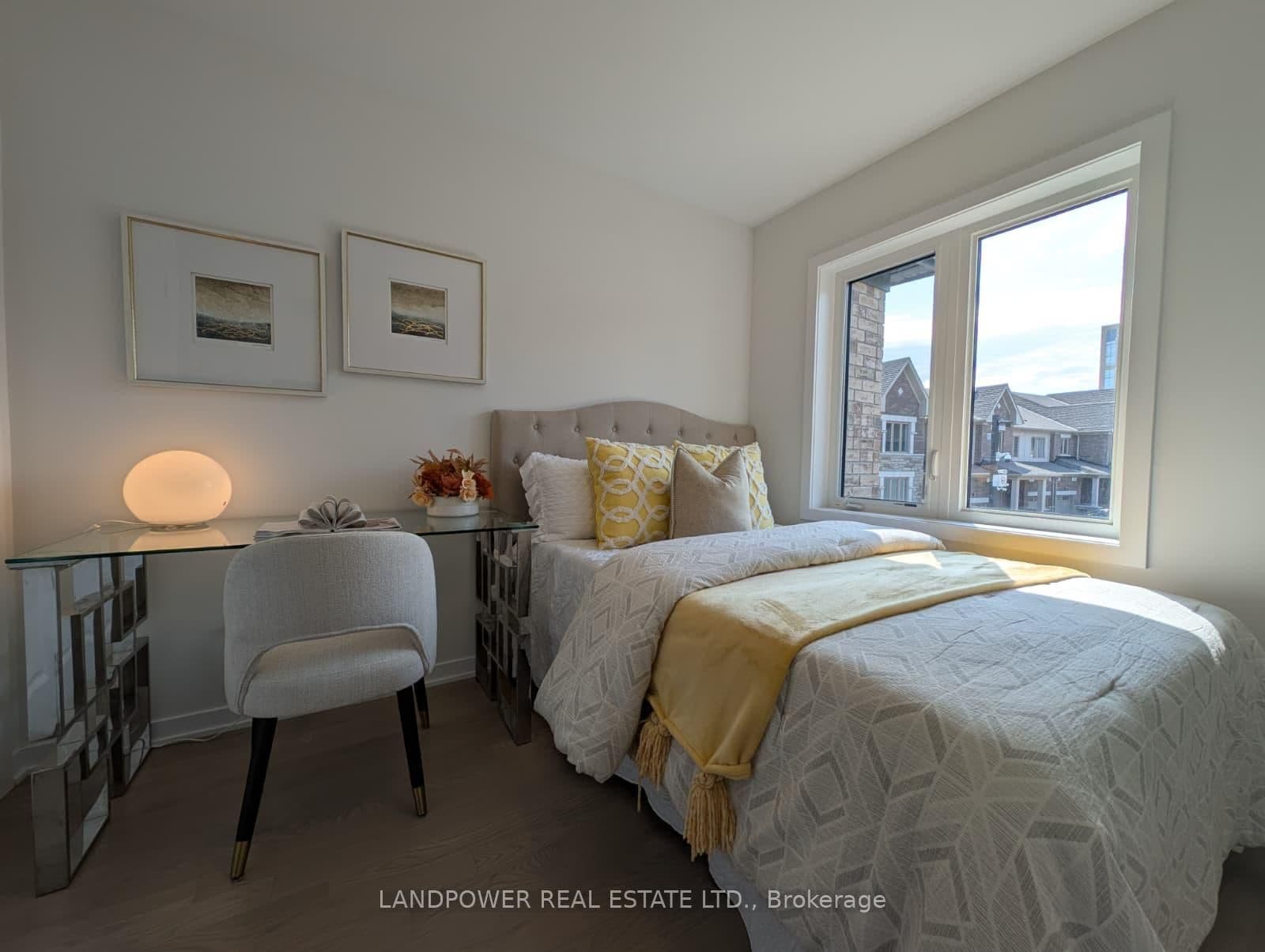 162 Anna Russell Way thumbnail 17