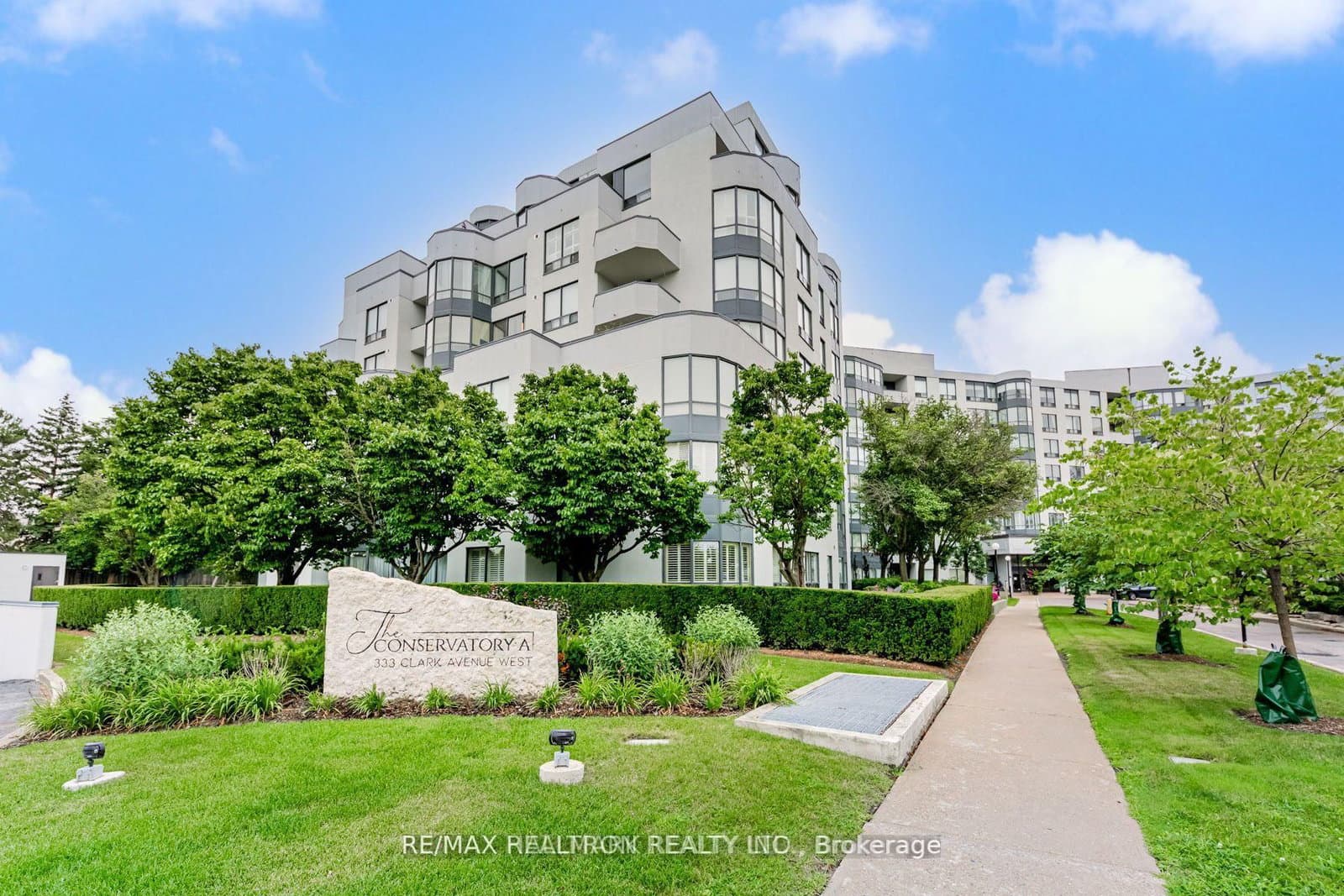 333 Clark Avenue W, Unit 321 thumbnail 25