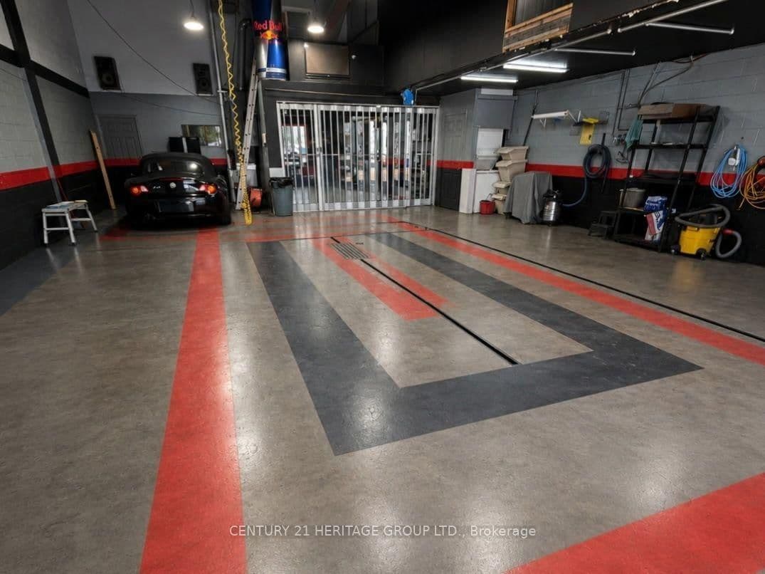 136 Wellington Street E, Unit 2 thumbnail 4