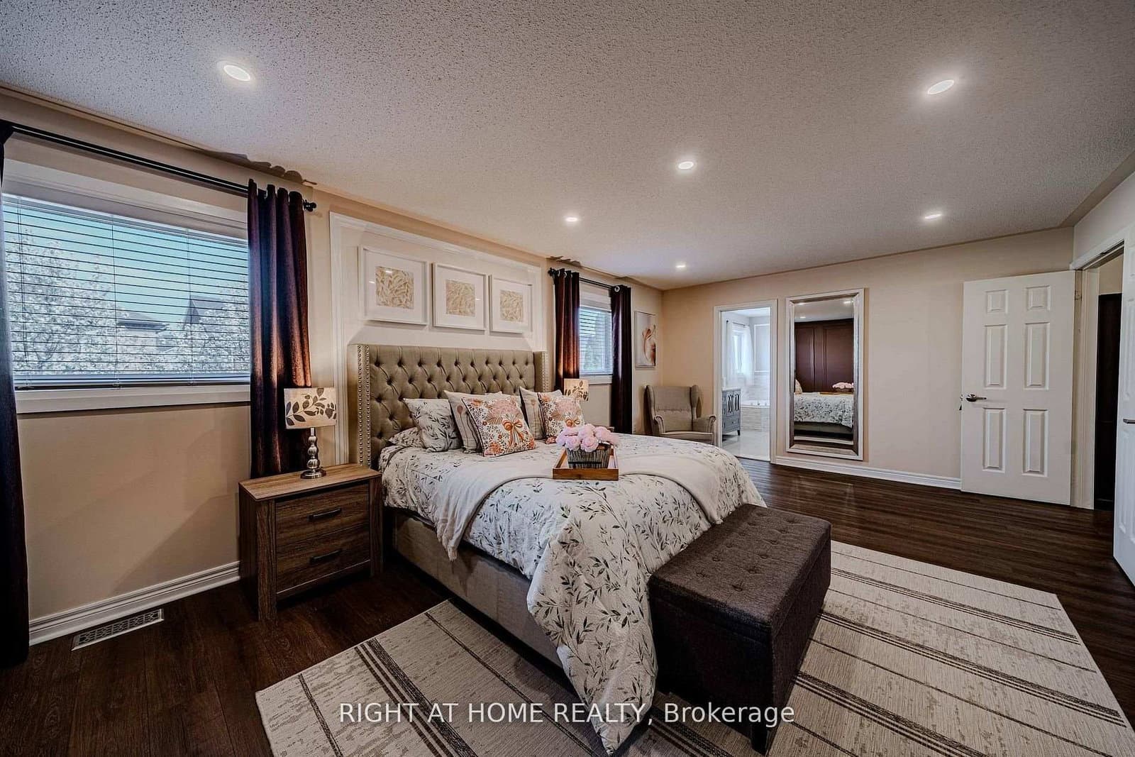 111 Forecastle Road thumbnail 24