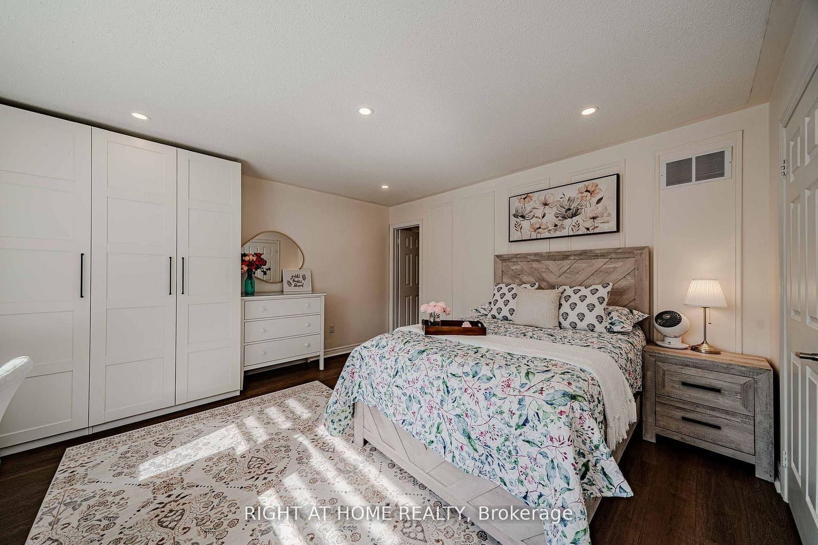 111 Forecastle Road thumbnail 28