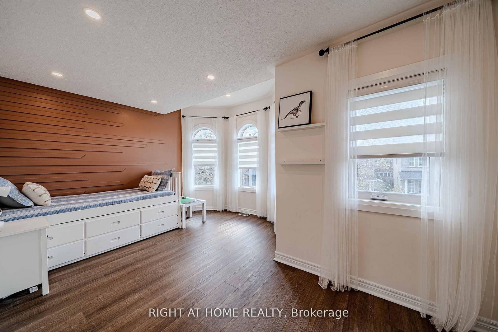 111 Forecastle Road thumbnail 32