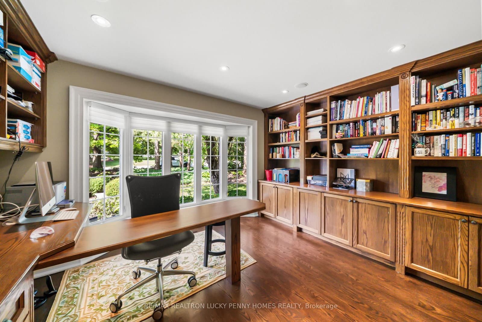 27 Glenridge Drive thumbnail 11